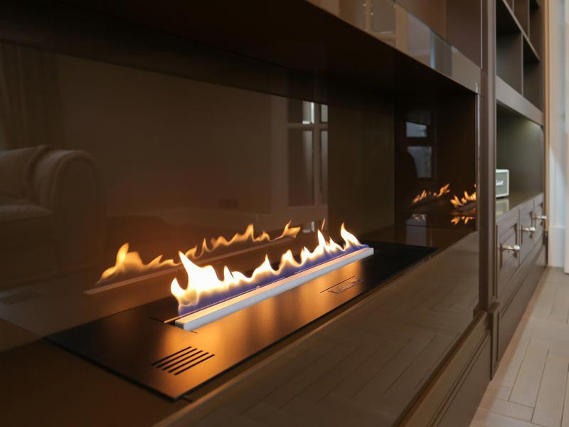 Bio fireplace with a automatic bruner Bio fireplace with an automatic burner