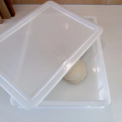 Tampa para caixa de fermentação de massa de pizza em plástico branco transparente - mede 30x40 cm.