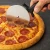 Cortador de pizza em aço inoxidável com cabo ergonómico preto – lâmina de 10 cm